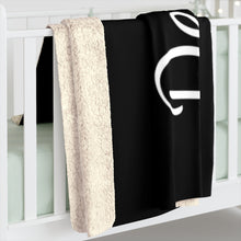 Load image into Gallery viewer, Detroit Classic Sherpa Throw
